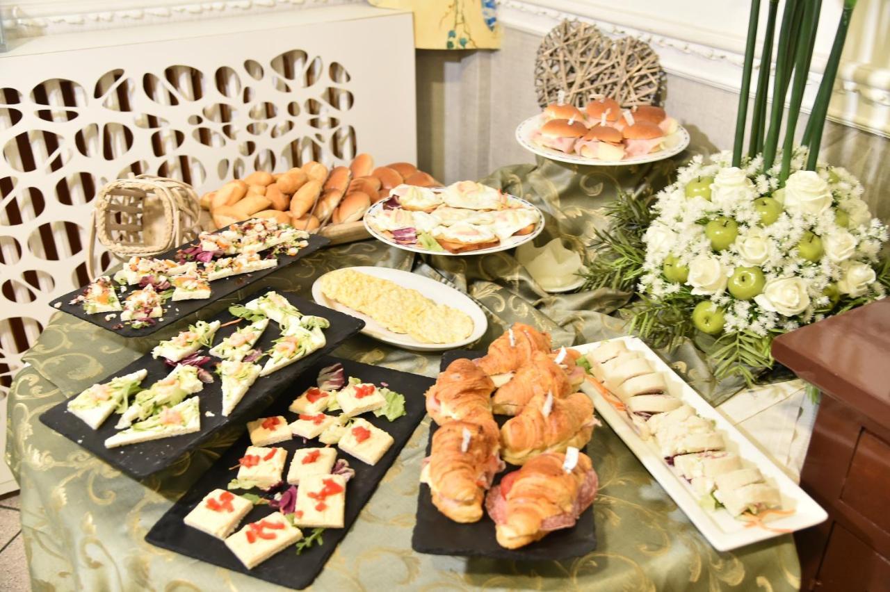 Hotel Okinawa Ρίμινι Εξωτερικό φωτογραφία